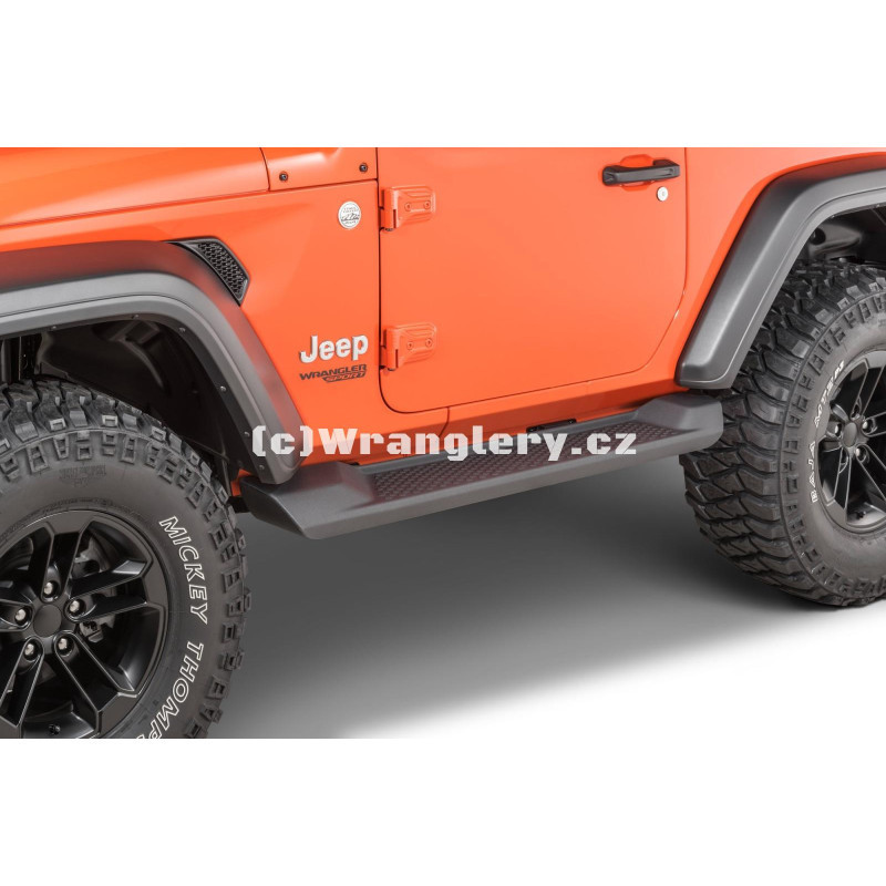 Plastové nášlapy Jeep Wrangler JL