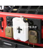 Výklopný stolek na dveře kufru Jeep Wrangler JK Smittybilt USA