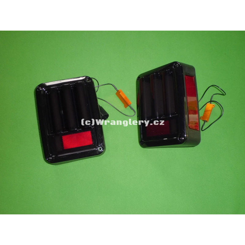 Zadní LED lampy Jeep Wrangler JK s E homologací