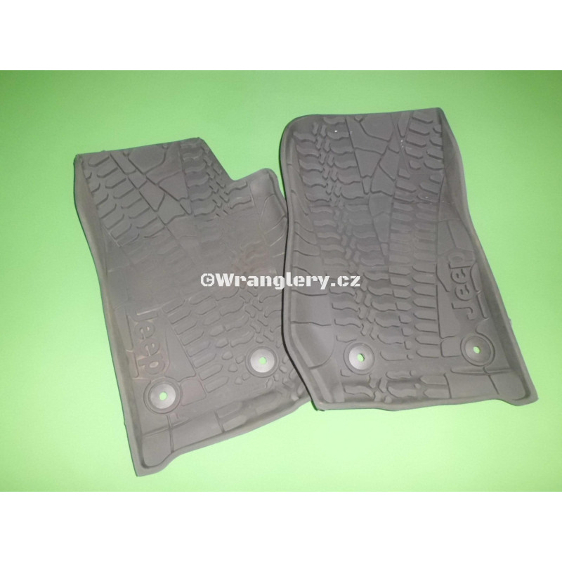 Sada originálních předních gumových rohožek Jeep Wrangler JK