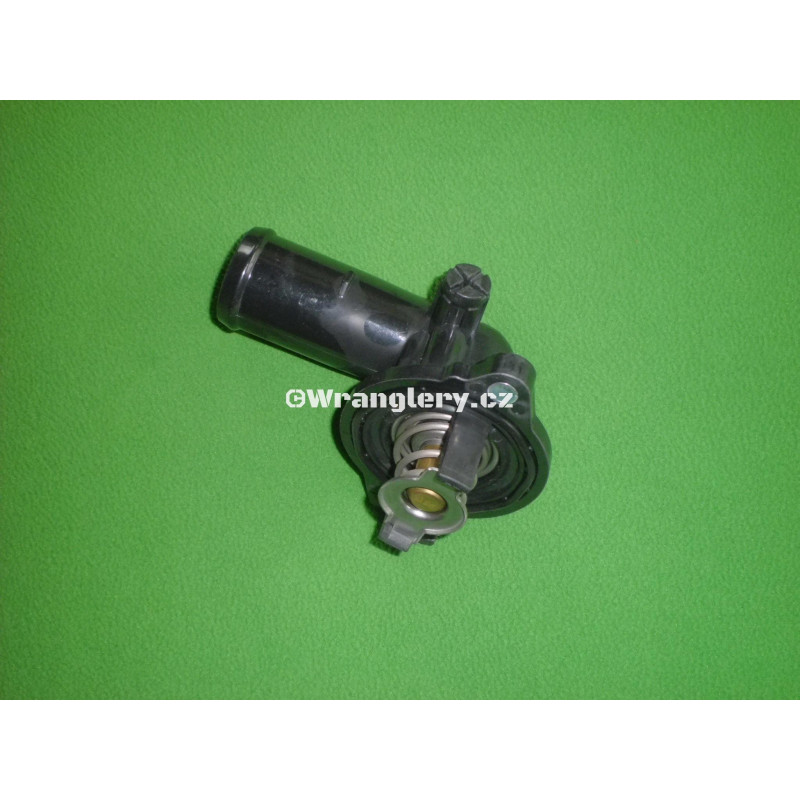 Termostat  Jeep Wrangler JK 3,6 V6 plast