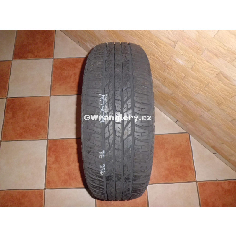 Yokohama G015  31 x 10,5 R15