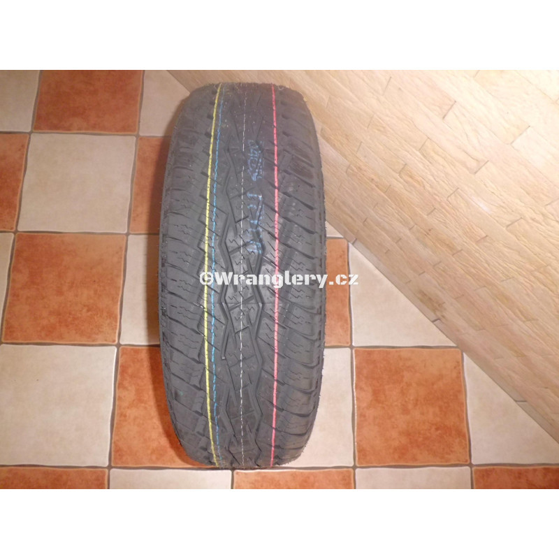 Toyo Open Country A/T  265/70 R17